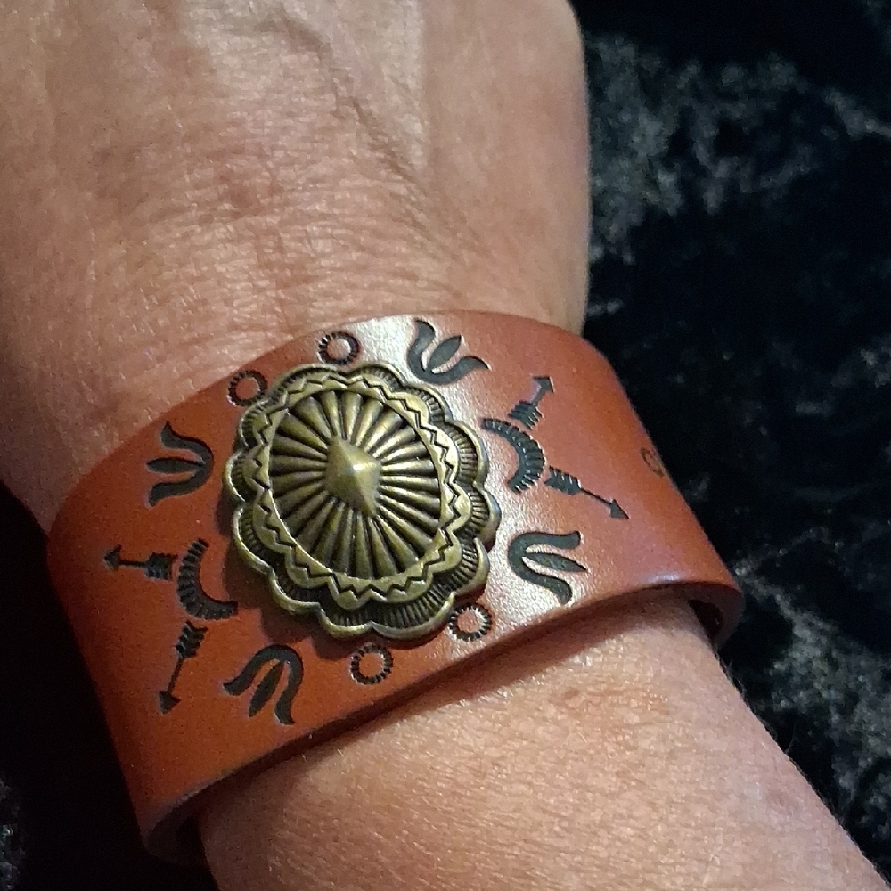 Brown Leather Cuff Bracelet with Silver Accents - Picture 3 of 6